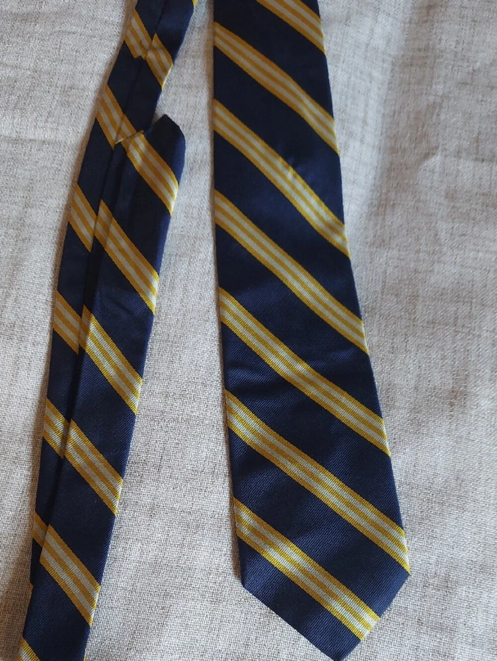 Brooks Brothers Rep Tie 100% Silk Navy and Gold Diagonal Stripe